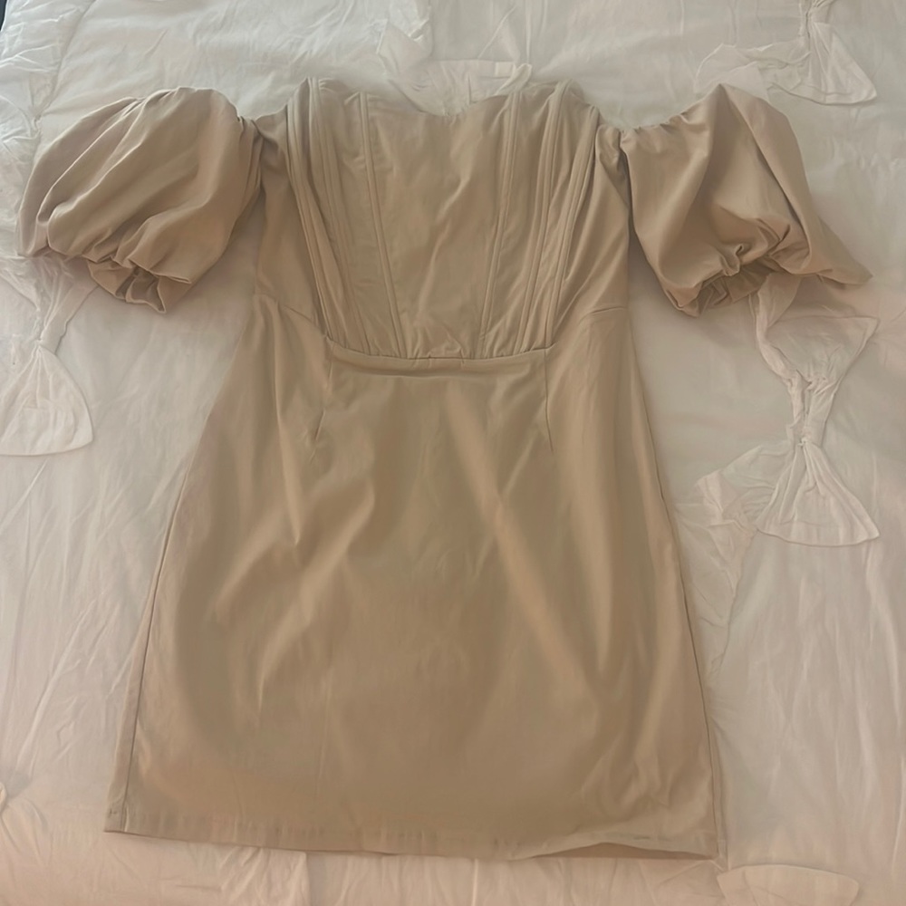 Women’s dress